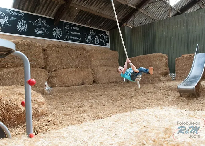 Herberg Boerderij De Straat-hof Alojamento de Acomodação e Pequeno-almoço