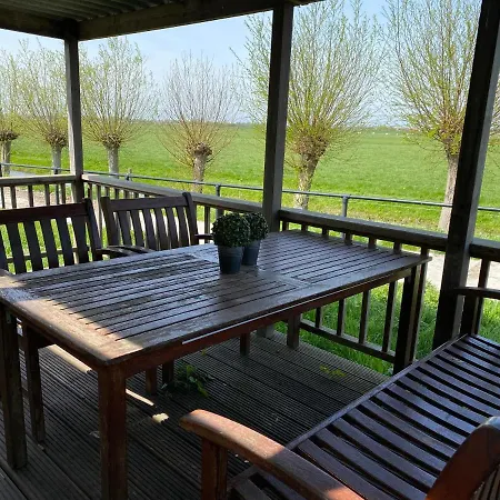 Herberg Boerderij De Straat-hof Panzió Leimuiden