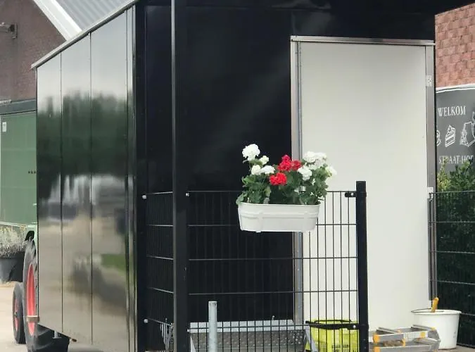 Herberg Boerderij De Straat-hof Bed & Breakfast Leimuiden